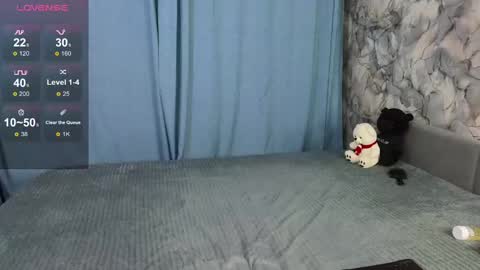 Snapshot of emilyrobbie chatting on 13, 12, 2024 Emily Robbie online show from 13, 12, 2024