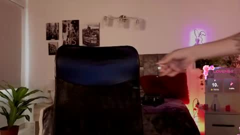 emilyrousex online show from 14, 7, 2026