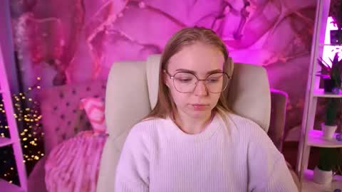  MY NAME IS Emily WELCOME EVERYONE I WILL BE HAPPY TO GIVE YOU WHAT YOU HAVE DREAMED OF FOR SO LONG online show from 19, 3, 2026