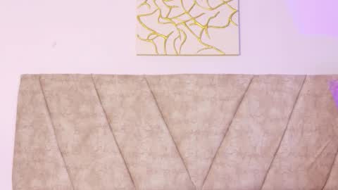 Snapshot of emilyvixen_ chatting on 22, 11, 2025 emilyvixen_ online show from 22, 11, 2025