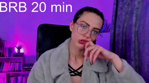 Snapshot of emilywiled chatting on 25, 12, 2024 Emily online show from 25, 12, 2024