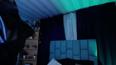 Emily  online show from 14, 12, 2025