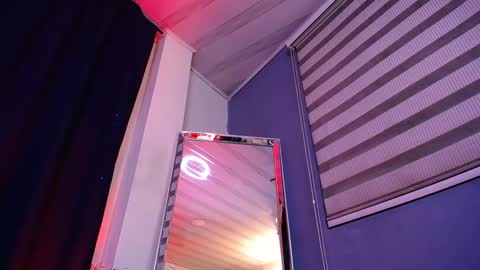 Snapshot of emilyy05_ chatting on 13, 2, 2026 Emily online show from 13, 2, 2026