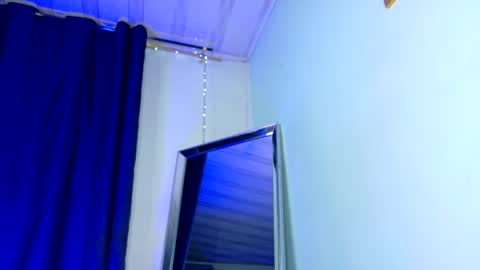 Snapshot of emilyy05_ chatting on 23, 5, 2026 Emily online show from 23, 5, 2026
