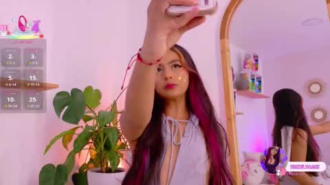 Snapshot of emilyy_bank chatting on 3, 2, 2026 Emily Bank online show from 3, 2, 2026