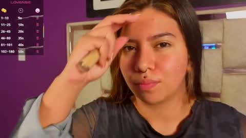 emilyy_cooperr online show from 7, 4, 2026