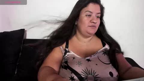 Jhoanna  online show from 30, 6, 2026