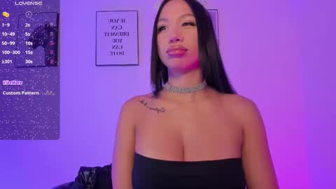 Emily  online show from 17, 11, 2025