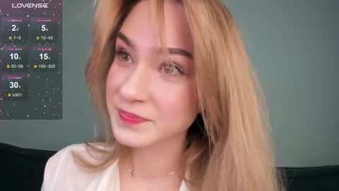 Snapshot of eminemswife chatting on 14, 12, 2024 Nadya online show from 14, 12, 2024