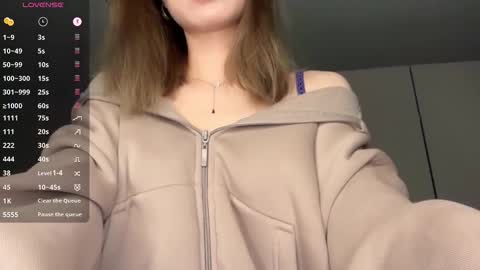 Snapshot of eminemswife chatting on 21, 10, 2025 Nadya online show from 21, 10, 2025