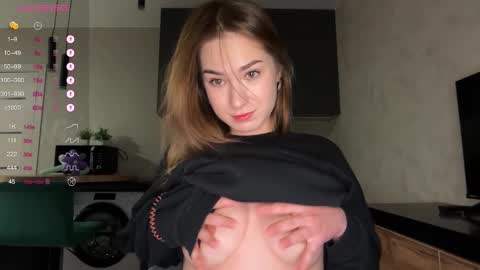 Nadya online show from 9, 3, 2026