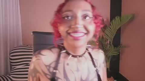 Snapshot of emma__4 chatting on 2, 5, 2026 Emma online show from 2, 5, 2026
