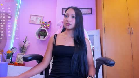 Emma Anturin online show from 22, 10, 2025