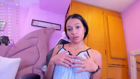 Emma Anturin online show from 26, 11, 2025