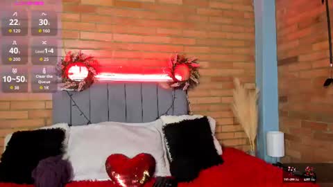 Snapshot of emma_belley chatting on 30, 6, 2026 Hey Im EmmaHelp me reach 100 likes online show from 30, 6, 2026