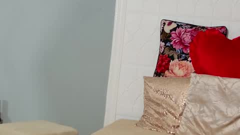 Snapshot of emma_bliss_ chatting on 15, 2, 2026 emma_bliss_ online show from 15, 2, 2026