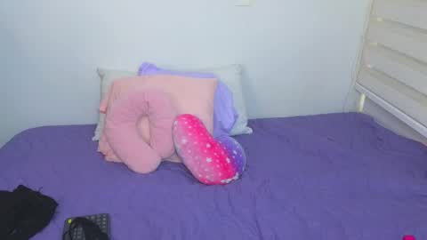 Snapshot of emma_blue_ chatting on 26, 1, 2025 Emma Blue modelo independiente online show from 26, 1, 2025