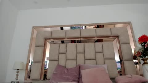 Snapshot of emma_castilloo chatting on 29, 12, 2024 Emma Castillo online show from 29, 12, 2024