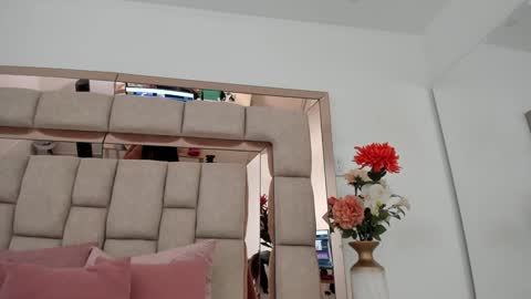 Snapshot of emma_castilloo chatting on 24, 1, 2025 Emma Castillo online show from 24, 1, 2025