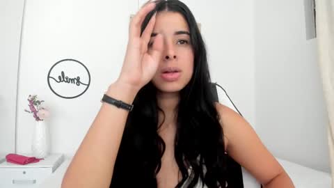 Snapshot of emma_castilloo chatting on 14, 2, 2025 Emma Castillo online show from 14, 2, 2025