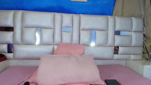 Emma online show from 9, 10, 2025