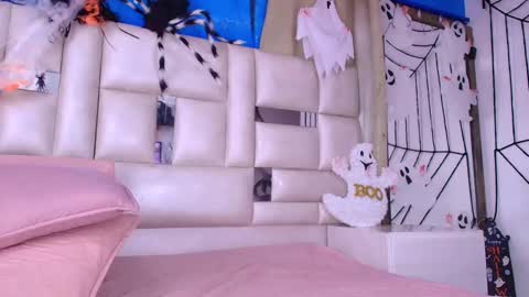 Emma online show from 30, 10, 2025