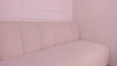 emma_jonness online show from 25, 1, 2025