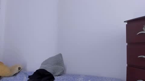 Snapshot of emma_lean chatting on 21, 9, 2025 whises lits online show from 21, 9, 2025