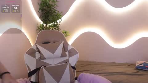 Emma online show from 15, 12, 2025