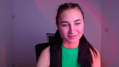 Snapshot of emma_loon chatting on 5, 12, 2024 Emma online show from 5, 12, 2024
