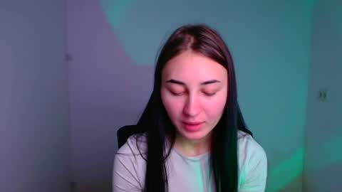Snapshot of emma_loon chatting on 13, 12, 2024 Emma online show from 13, 12, 2024