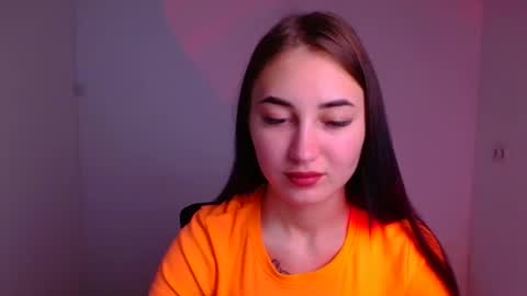 Snapshot of emma_loon chatting on 15, 12, 2024 Emma online show from 15, 12, 2024
