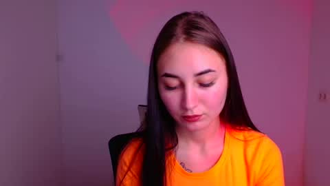 Snapshot of emma_loon chatting on 15, 12, 2024 Emma online show from 15, 12, 2024