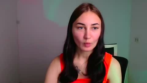 Snapshot of emma_loon chatting on 28, 12, 2024 Emma online show from 28, 12, 2024