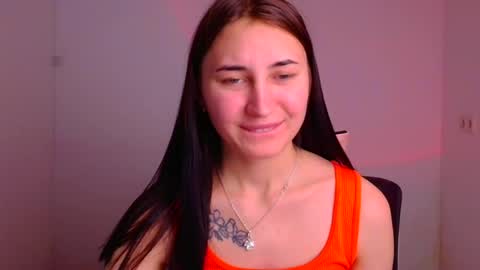 Snapshot of emma_loon chatting on 12, 1, 2025 Emma online show from 12, 1, 2025