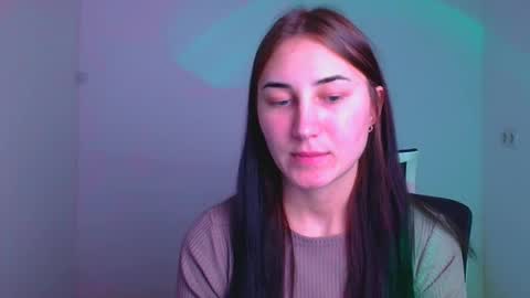 Snapshot of emma_loon chatting on 21, 1, 2025 Emma online show from 21, 1, 2025