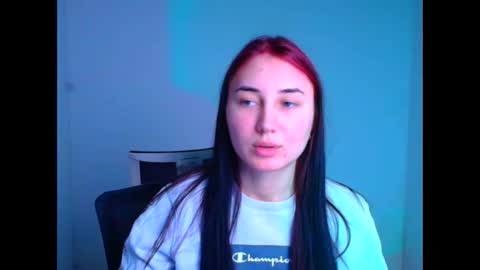 Snapshot of emma_loon chatting on 5, 2, 2025 Emma online show from 5, 2, 2025