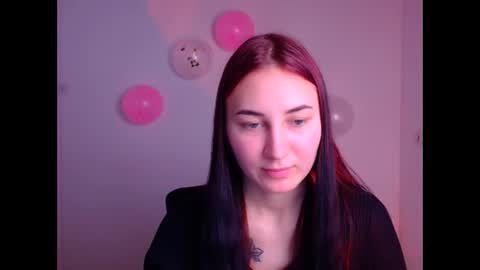 Snapshot of emma_loon chatting on 13, 2, 2025 Emma online show from 13, 2, 2025