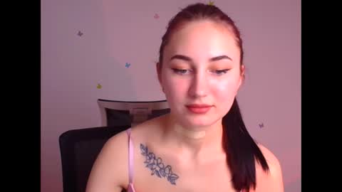 Snapshot of emma_loon chatting on 23, 2, 2025 Emma online show from 23, 2, 2025