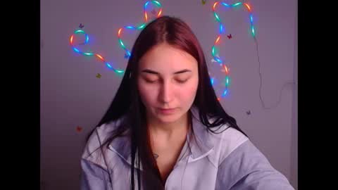 Snapshot of emma_loon chatting on 4, 3, 2025 Emma online show from 4, 3, 2025