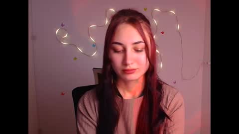 Snapshot of emma_loon chatting on 8, 3, 2025 Emma online show from 8, 3, 2025