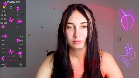 Snapshot of emma_loon chatting on 19, 9, 2025 Emma online show from 19, 9, 2025