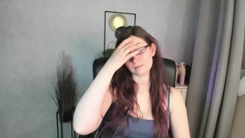 Snapshot of emma_lust94 chatting on 4, 5, 2026 emma online show from 4, 5, 2026