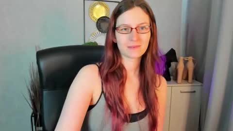 Snapshot of emma_lust94 chatting on 18, 5, 2026 emma online show from 18, 5, 2026