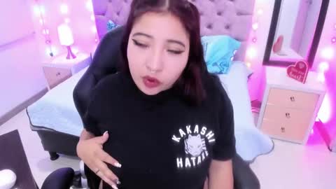 Emma Monserratt online show from 19, 1, 2025