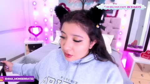 Emma Monserratt online show from 9, 2, 2025