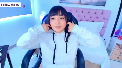 Emma Monserratt online show from 20, 3, 2026