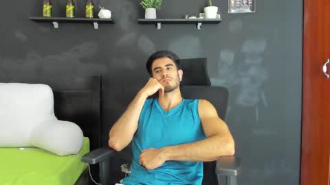 Snapshot of emma_muscle_ chatting on 27, 2, 2025 emma online show from 27, 2, 2025