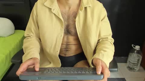 Snapshot of emma_muscle_ chatting on 7, 3, 2025 emma online show from 7, 3, 2025