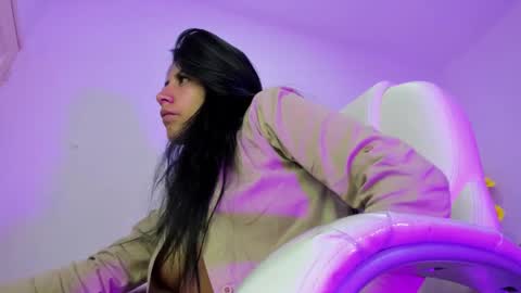 Snapshot of emma_myers18 chatting on 20, 2, 2025 Emma online show from 20, 2, 2025